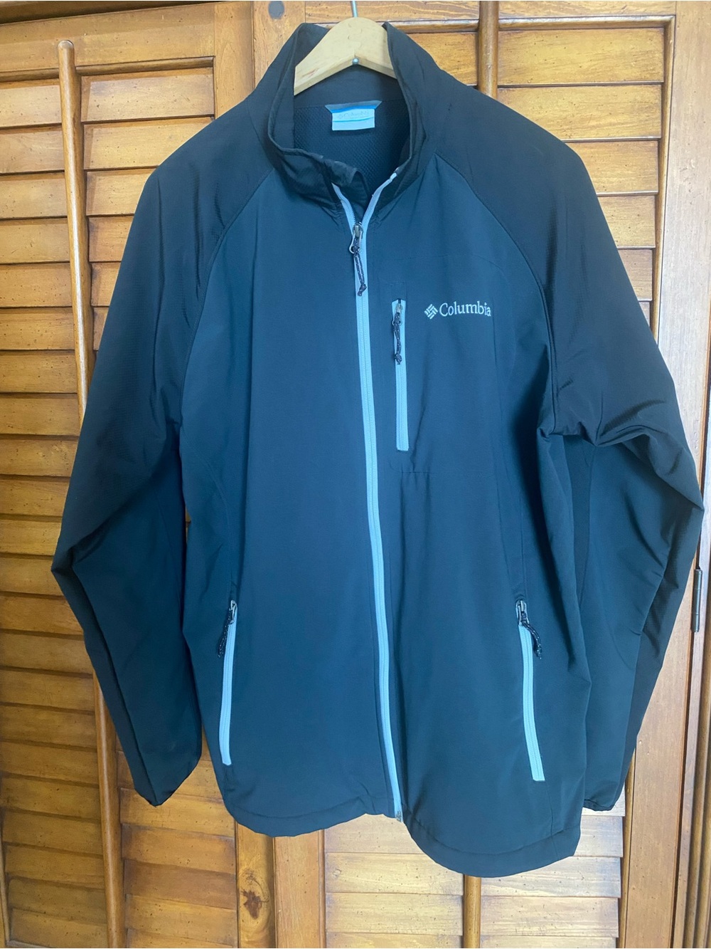 Columbia Men's Black Jacket Large
